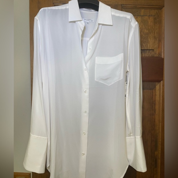 Equipment Femme White Silk Blouse Brand NEW! - Picture 11 of 11